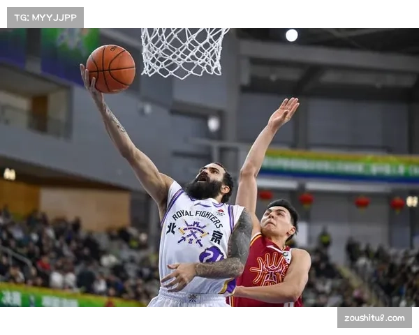 北京控股格兰特·里勒45分创个人赛季新高,罚球命中率100% 北京控股格兰特·里勒45分创个人赛季新高,罚球命中率100%